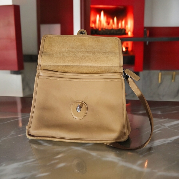 26 Coach Willis Bag Vintage 90s #9927 Leather Crossbody Satchel - Picture 2 of 15